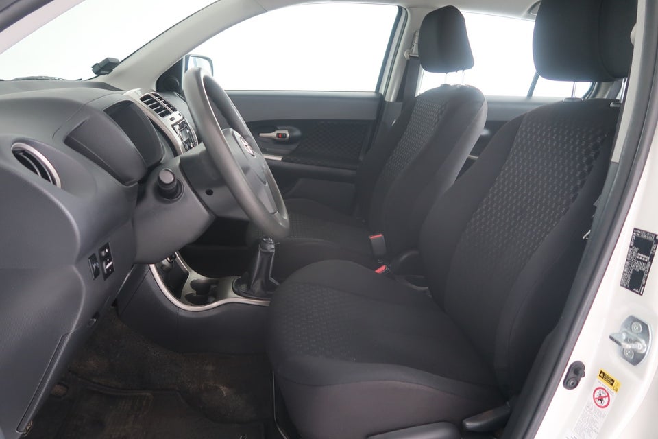 Toyota Urban Cruiser 1,3 VVT-i T1 5d