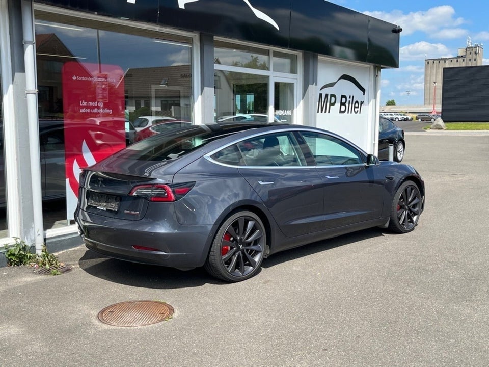 Tesla Model 3 Performance AWD 4d