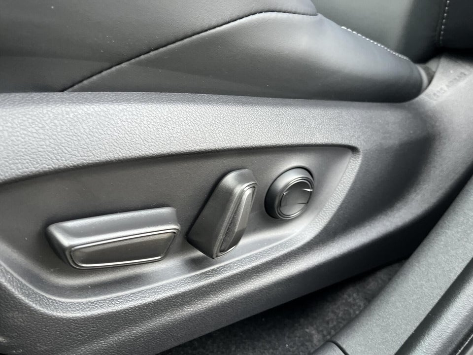 Toyota bZ4X 73 Executive AWD 5d