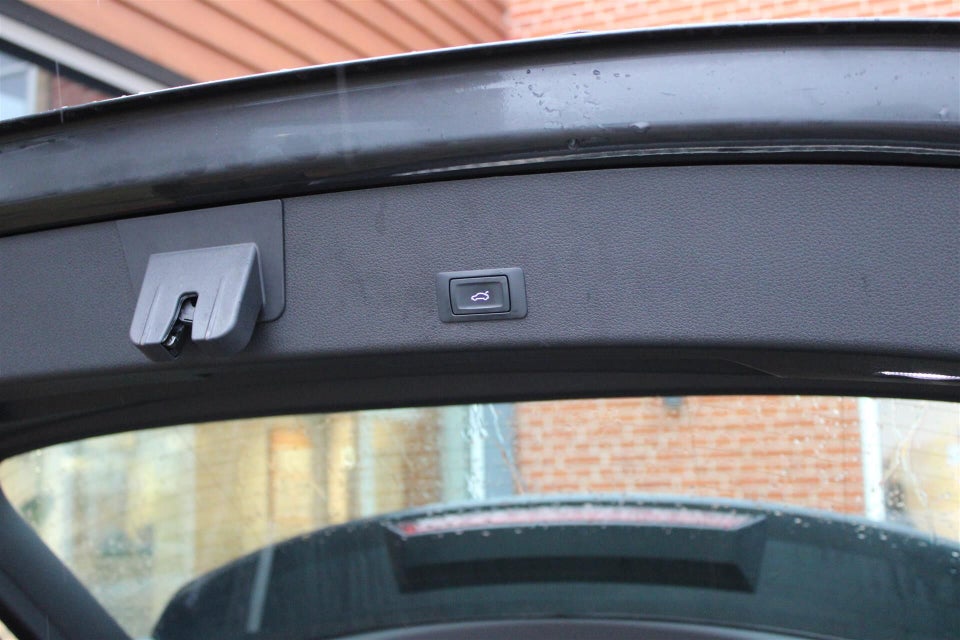 Audi e-tron 55 Prestige quattro 5d