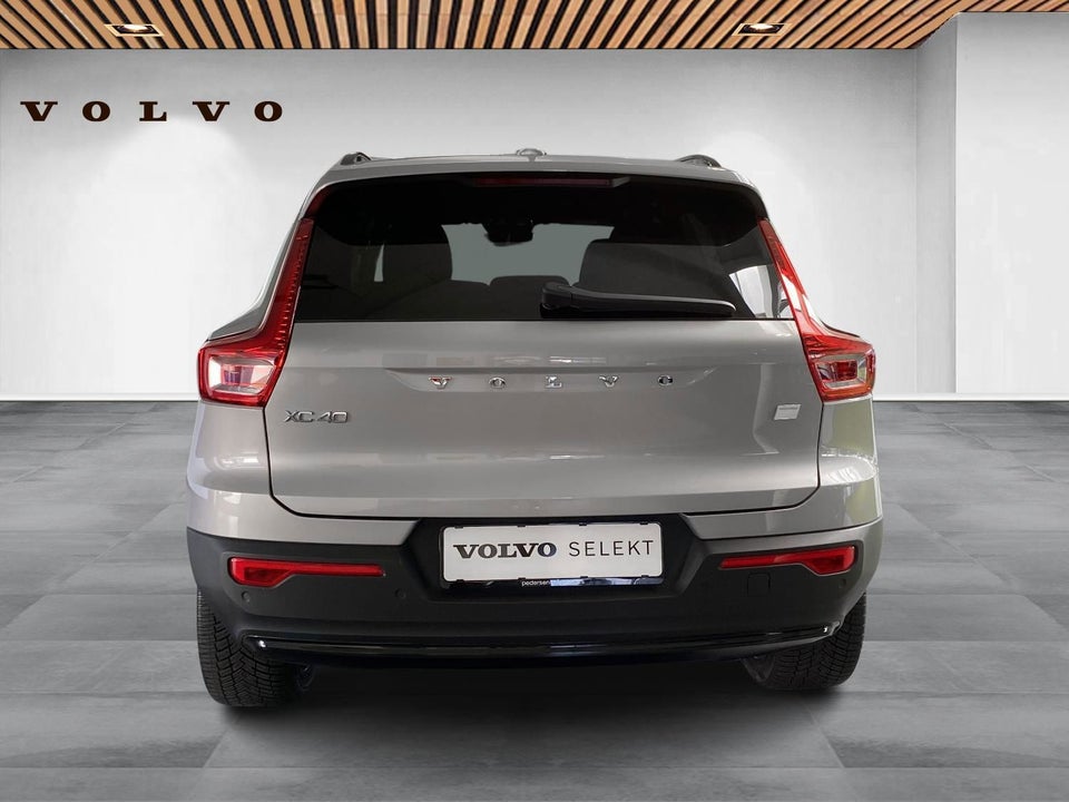 Volvo XC40 ReCharge Extended Range Plus 5d