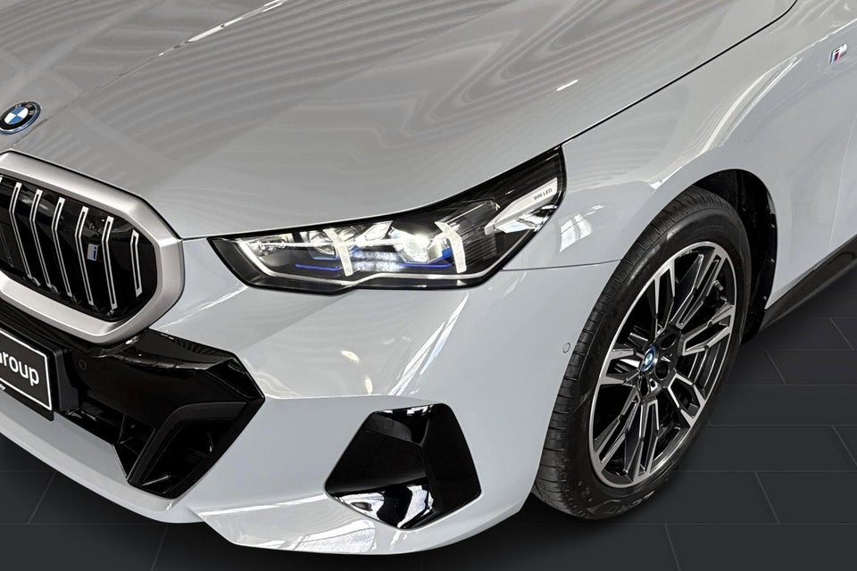 BMW i5 xDrive40 Touring M-Sport 5d