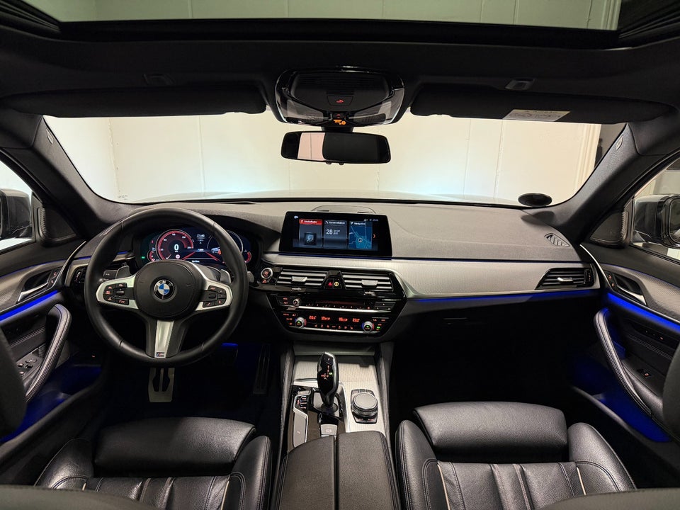 BMW 530d 3,0 Touring M-Sport xDrive aut. 5d