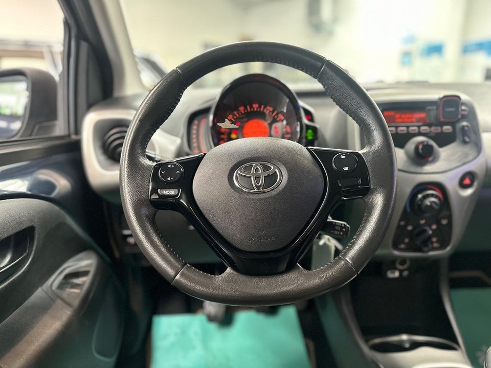 Toyota Aygo 1,0 VVT-i Air 5d