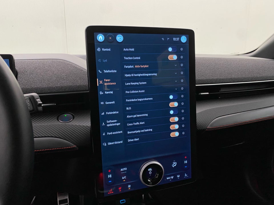 Ford Mustang Mach-E 75 Standard Range AWD 5d