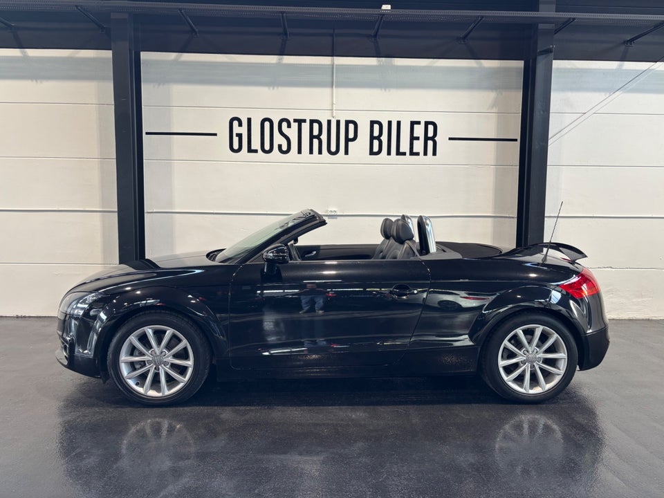 Audi TT 2,0 TFSi 211 Roadster quattro S-tr. 2d