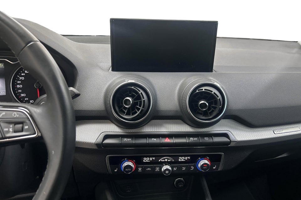 Audi Q2 35 TFSi Prestige S-tr. 5d