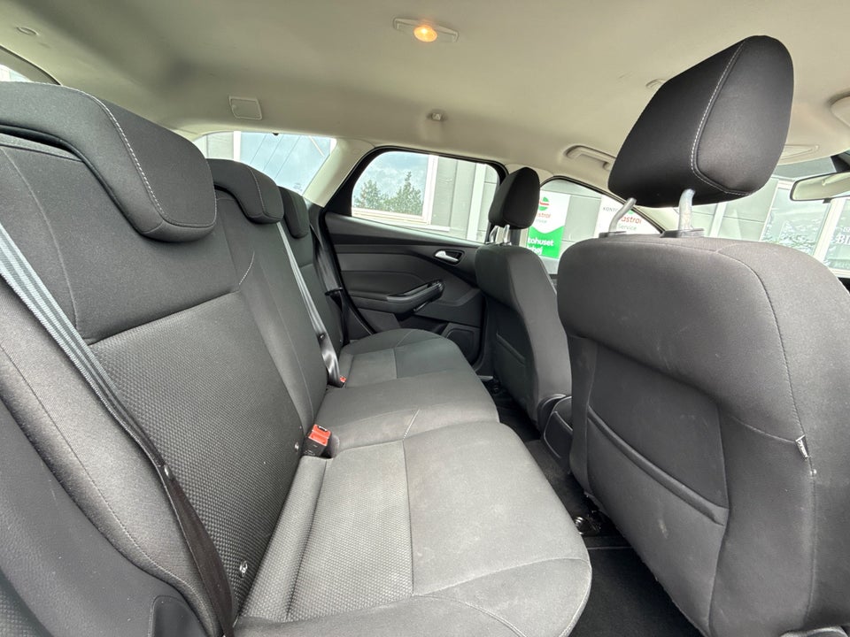Ford Focus 1,0 SCTi 100 Trend stc. 5d