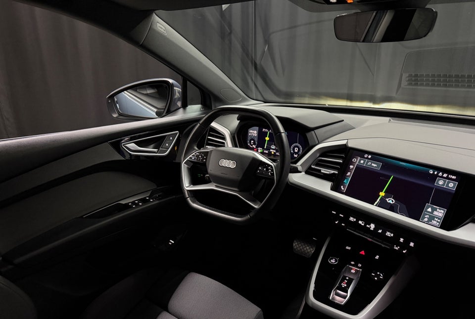Audi Q4 e-tron 40 Advanced 5d