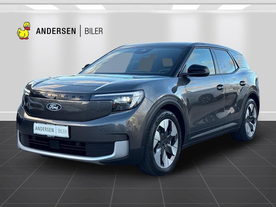 Ford Explorer 82 Premium Extended Range 5d