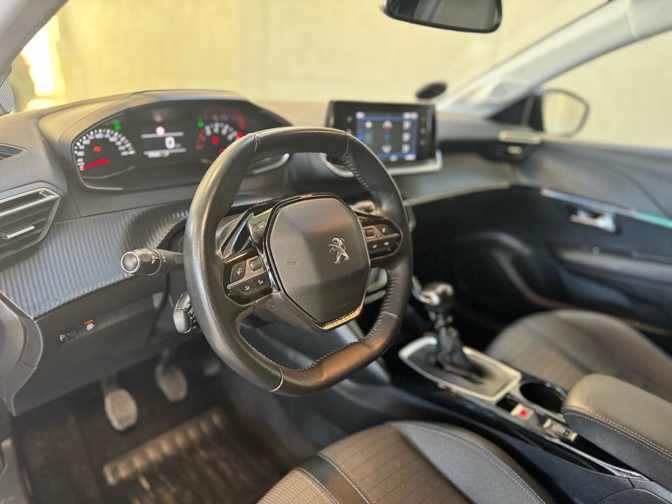 Peugeot 208 1,2 PureTech 100 Evolution 5d