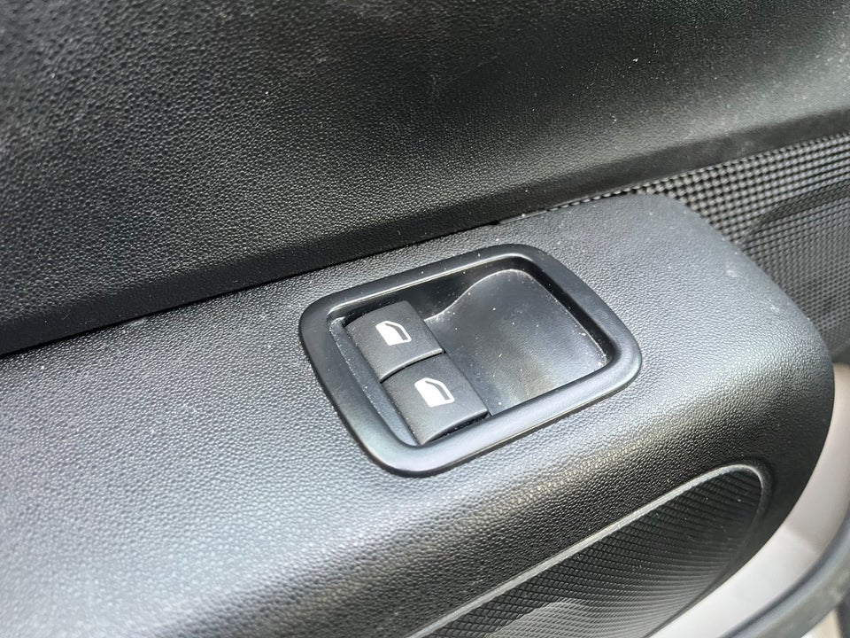 Citroën C3 1,2 PureTech 83 Shine 5d