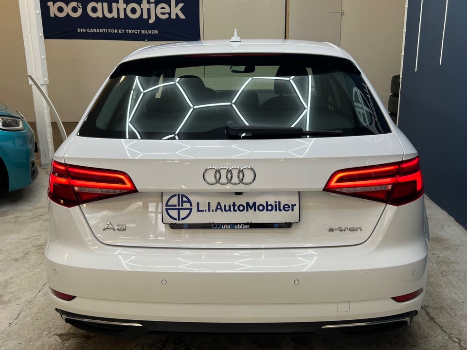 Audi A3 1,4 e-tron Sportback S-tr. 5d