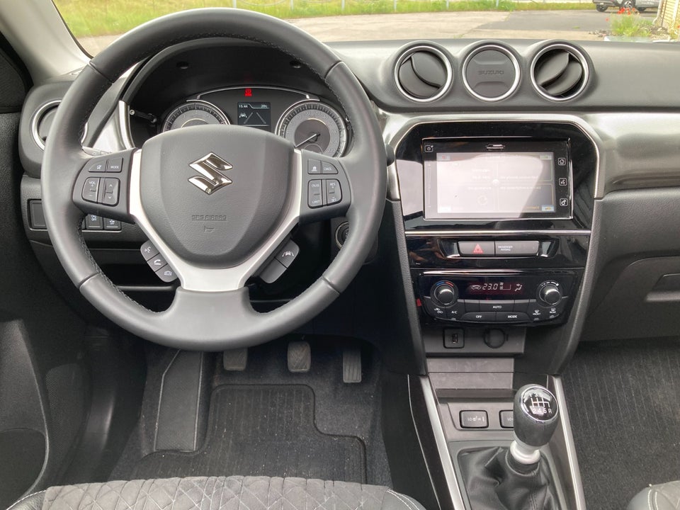 Suzuki Vitara 1,4 mHybrid Adventure 5d