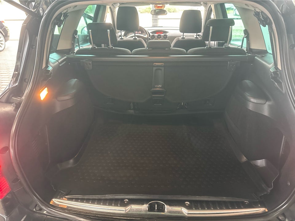 Peugeot 308 1,6 e-HDi 112 Sportium SW 5d