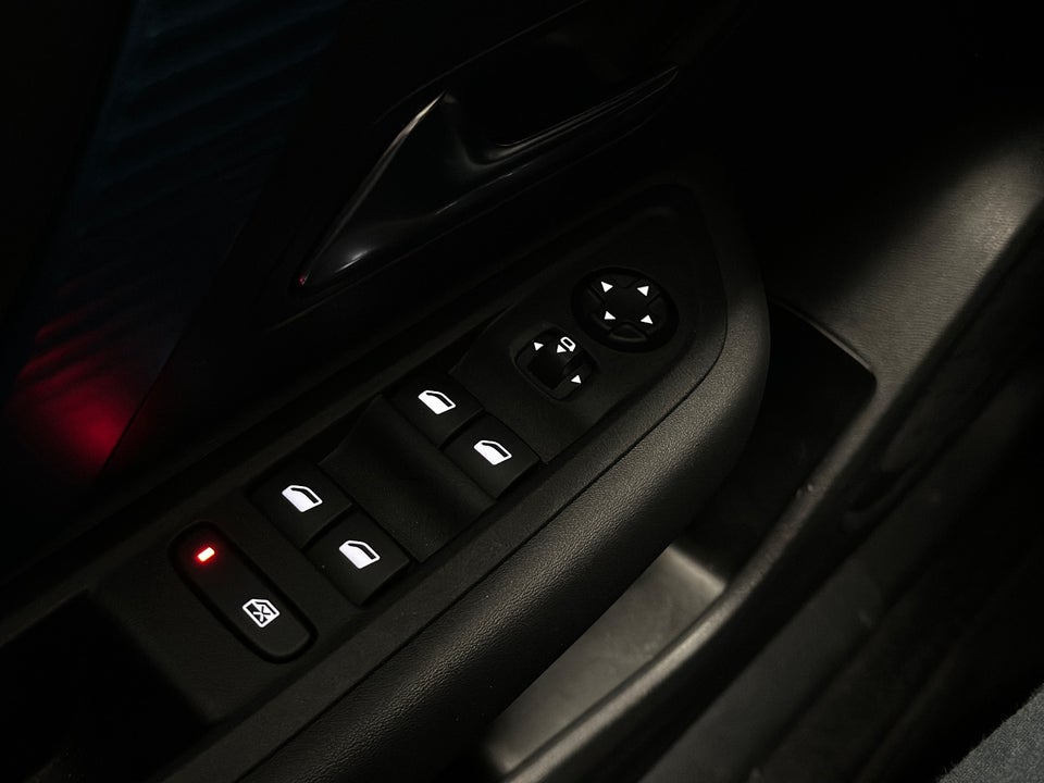 Citroën ë-C4 50 Shine 5d