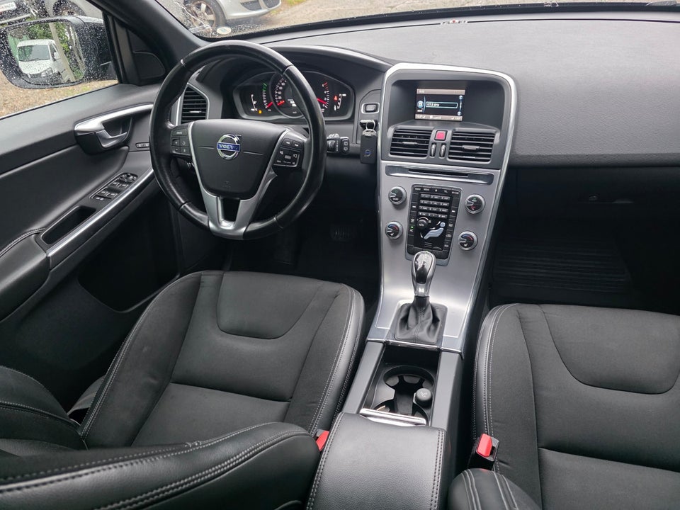 Volvo XC60 2,0 D3 150 Momentum aut. 5d
