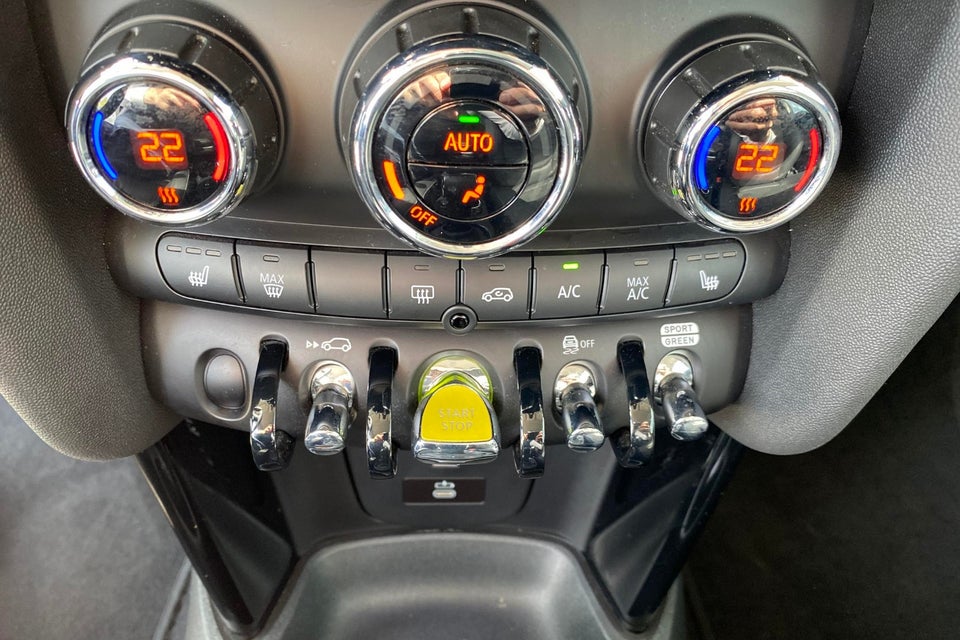 MINI Cooper SE Edition Premium Plus 3d