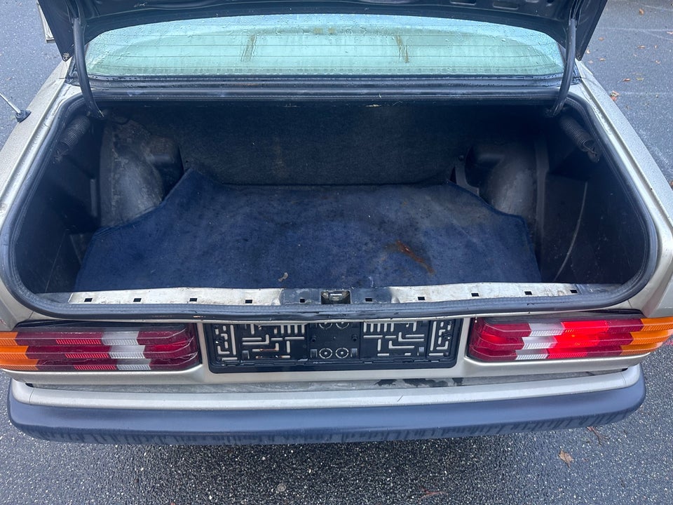 Mercedes 190 E 1,8 Sportline aut. 4d