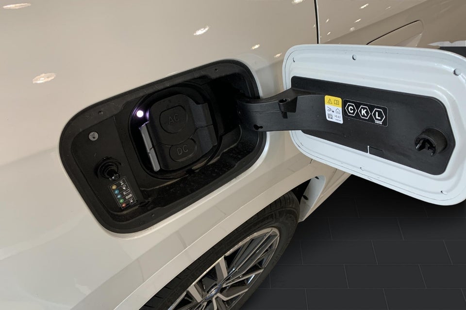 BMW iX1 eDrive20 M-Sport 5d