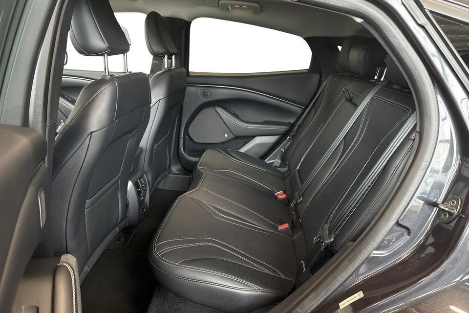 Ford Mustang Mach-E 70 Standard Range 5d