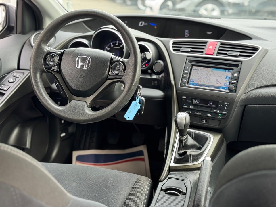Honda Civic 1,8 i-VTEC Sport 5d
