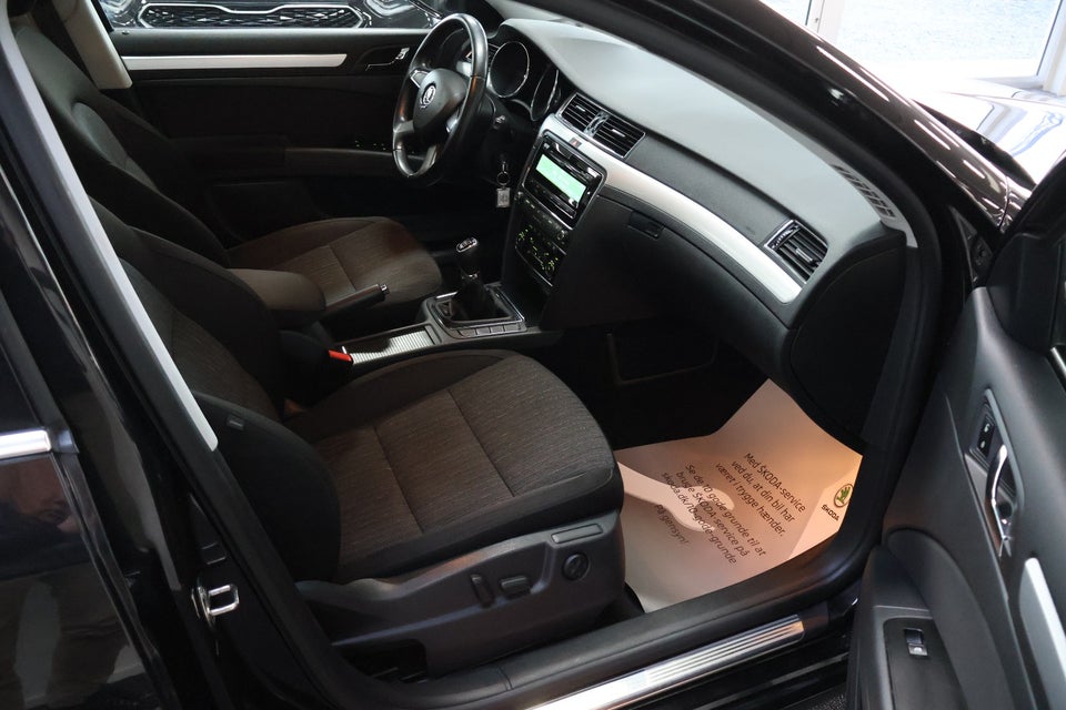Skoda Superb 1,4 TSi 125 Elegance Combi 5d