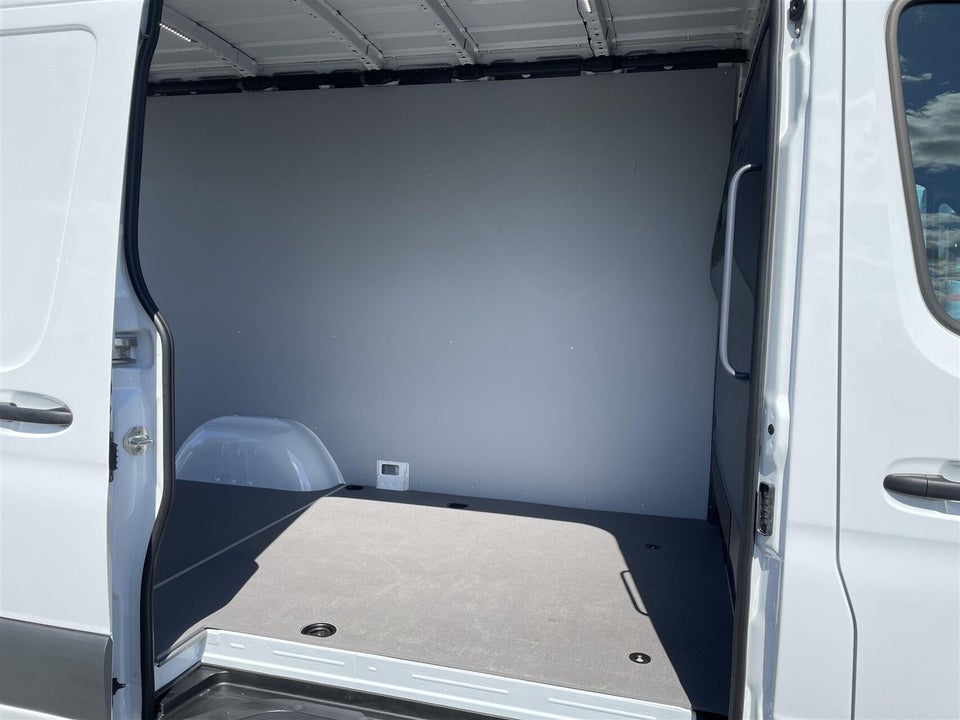 Mercedes Sprinter 317 2,0 CDi A2 Kassevogn PRO aut. RWD