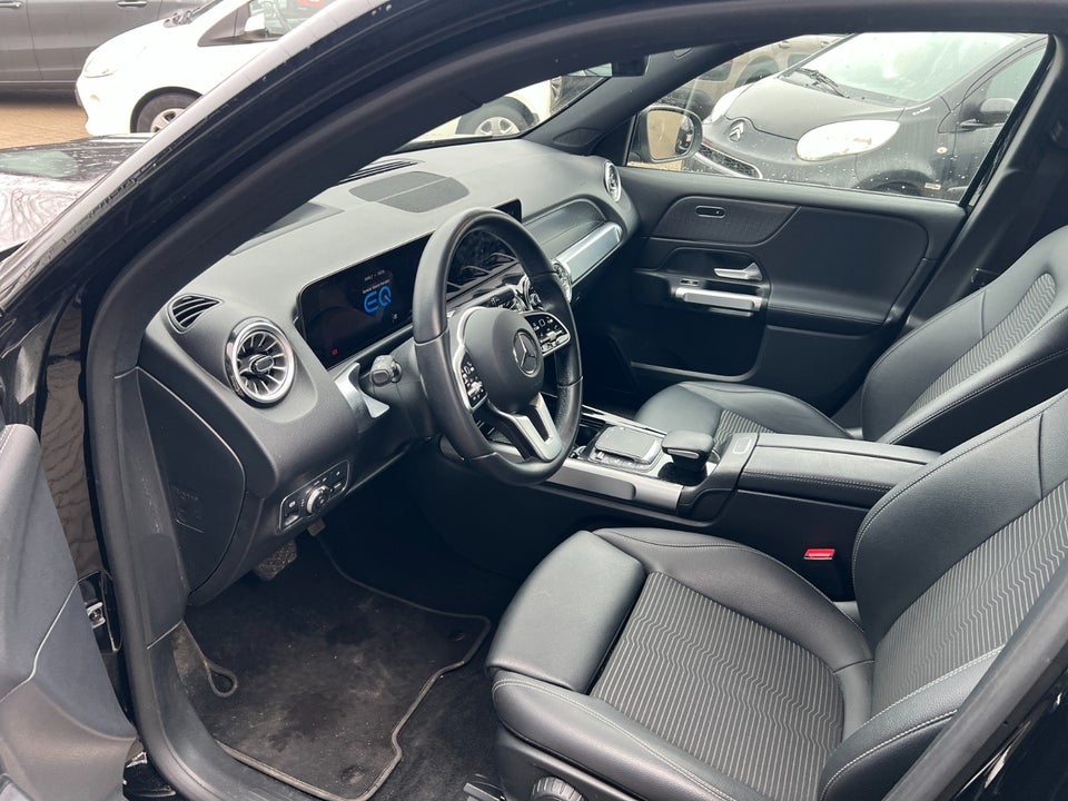 Mercedes EQB300 Progressive 4Matic 5d