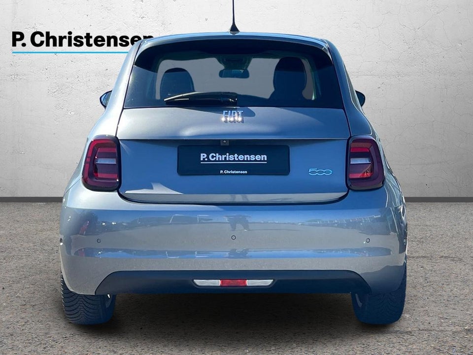 Fiat 500e 42 Icon 3d