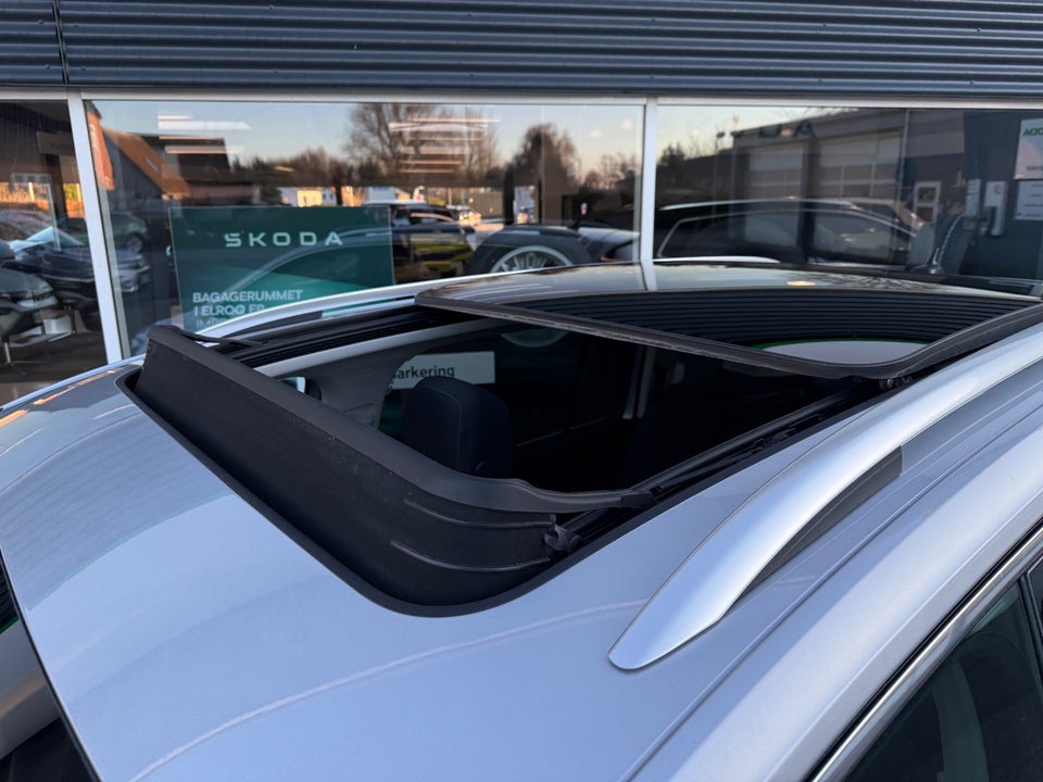 VW Touran 1,5 TSi 150 Highline DSG 7prs 5d