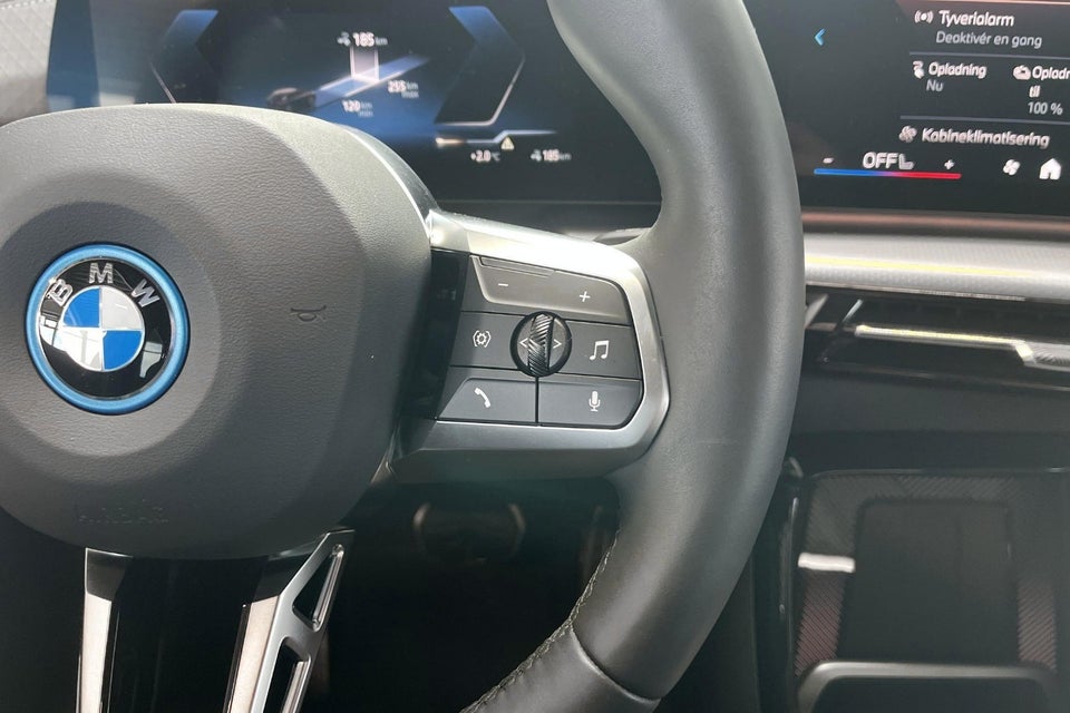 BMW iX2 eDrive20 M-Sport 5d