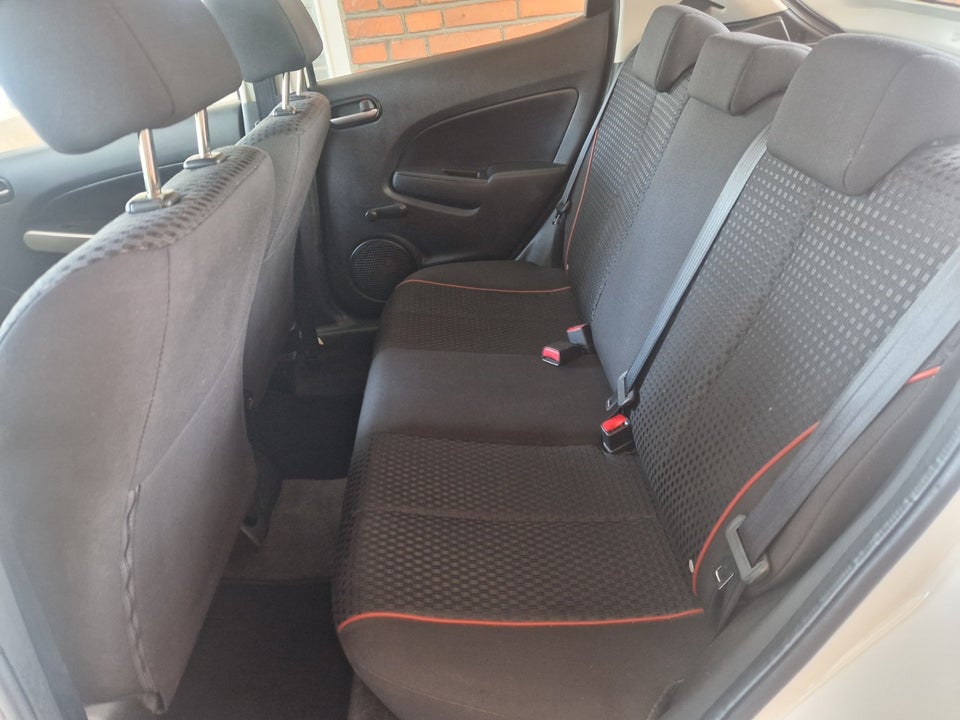 Mazda 2 1,3 Advance 5d