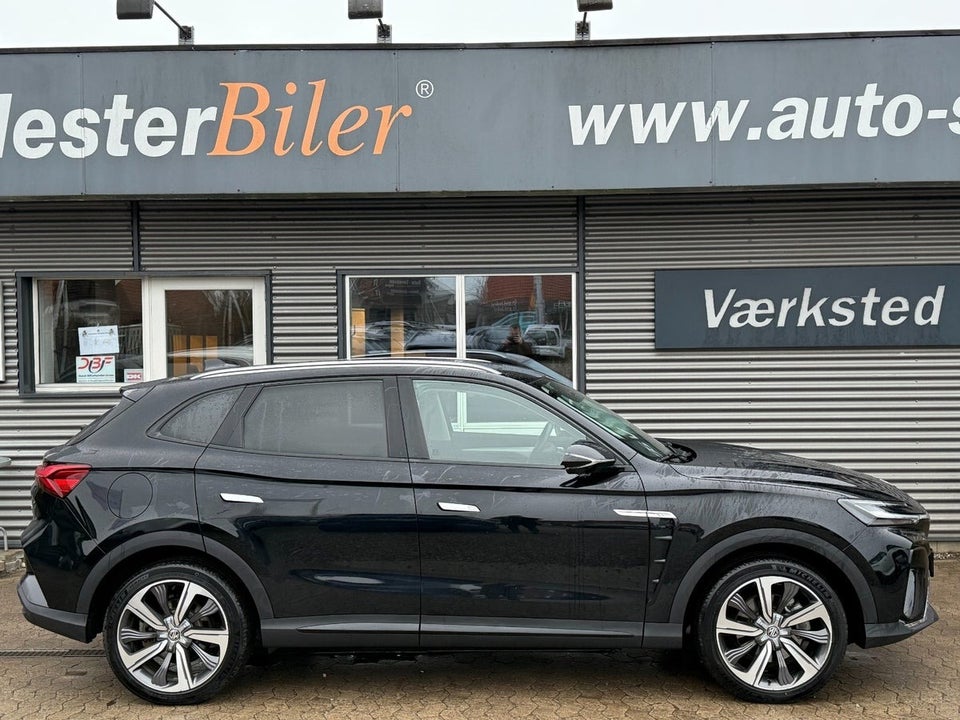 MG Marvel R Luxury 5d