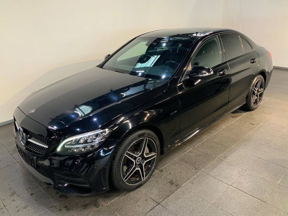 Mercedes C300 de 2,0 AMG Night Edition aut. 4d