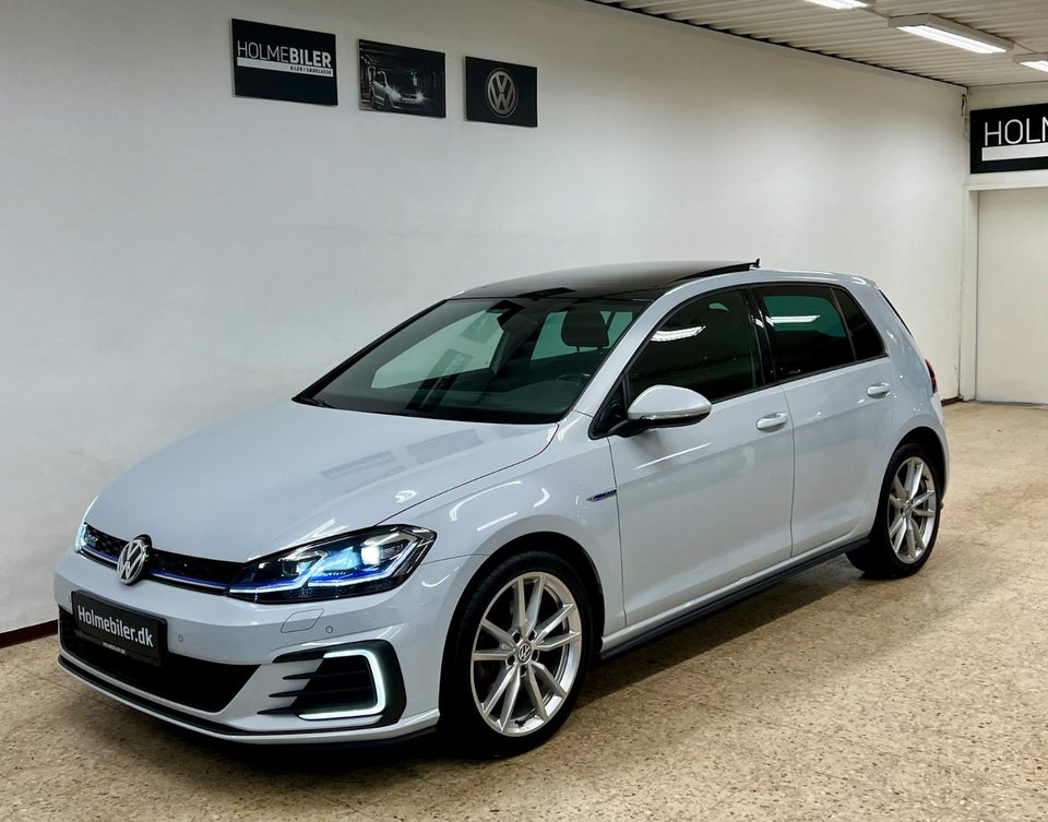 VW Golf VII 1,4 GTE DSG 5d