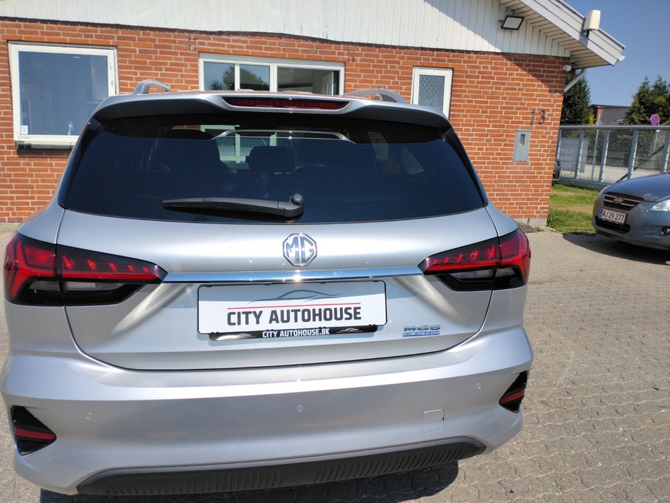 MG MG5 61 Comfort 5d
