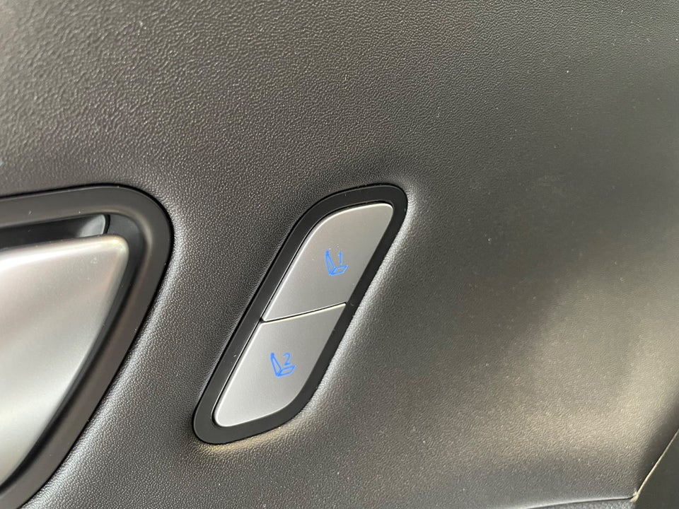 Hyundai Kona 65 EV Ultimate 5d