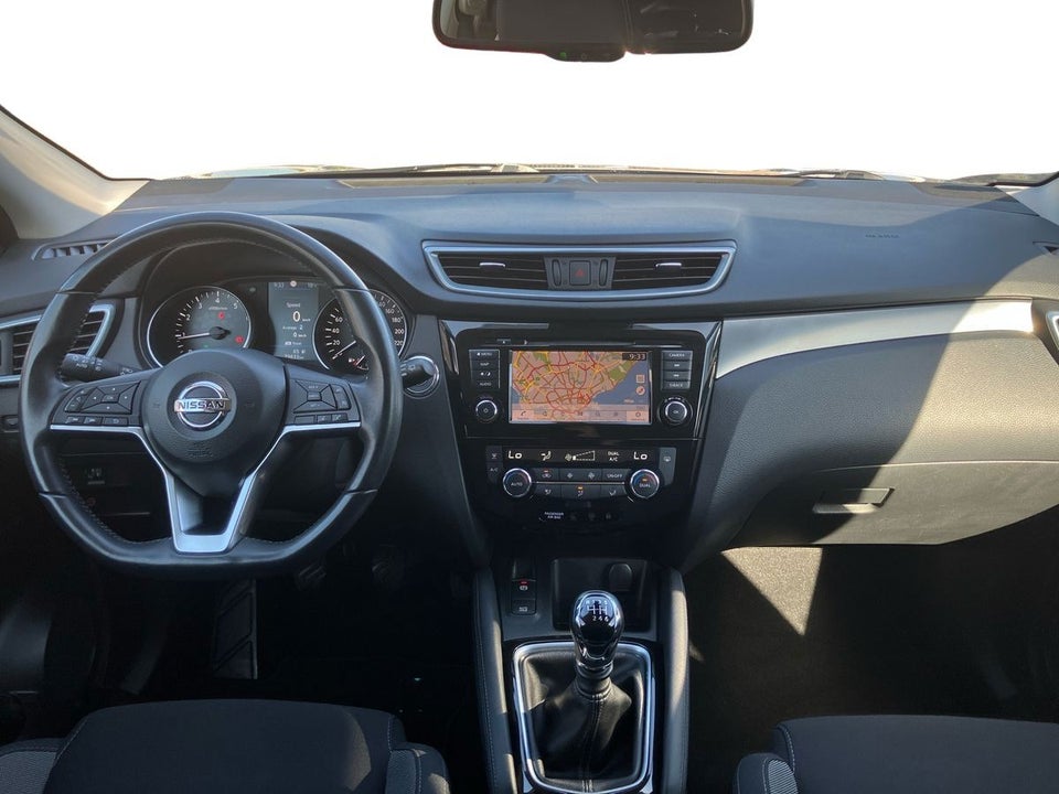 Nissan Qashqai 1,3 Dig-T 160 N-Connecta 5d