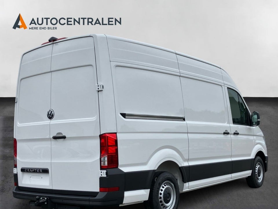 VW Crafter 35 2,0 TDi 177 Comfort Kassevogn L3H2 aut.