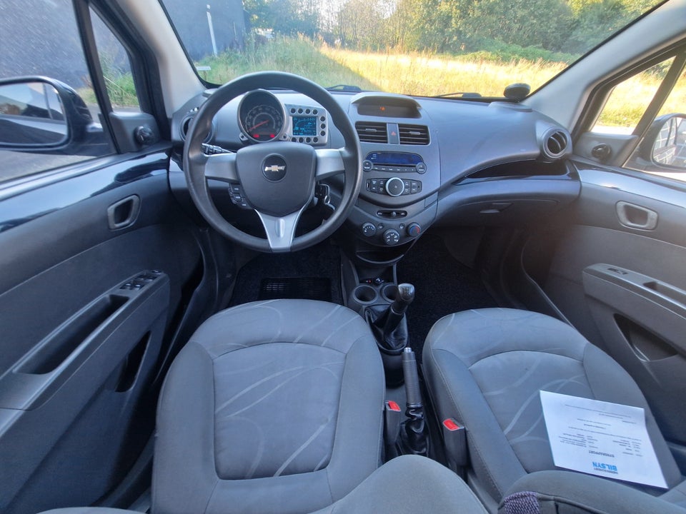 Chevrolet Spark 1,0 LE 5d