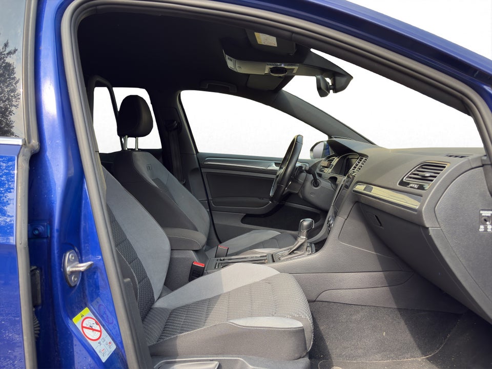 VW Golf VII 1,5 TSi 150 R-line DSG Van 5d
