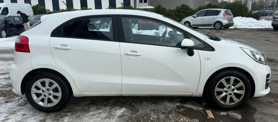 Kia Rio 1,2 CVVT Intro Edition 5d