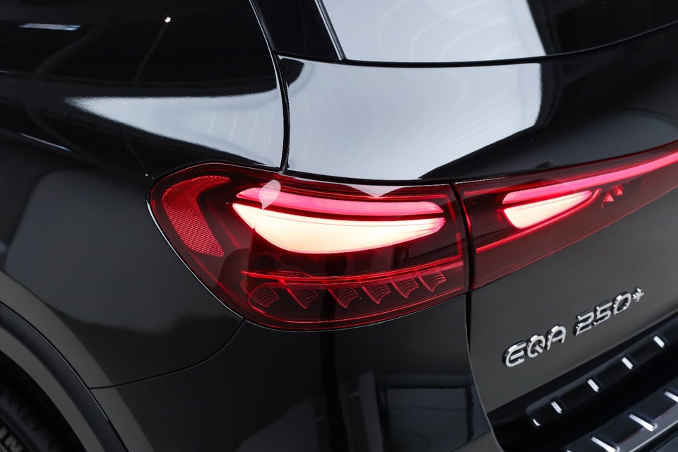 Mercedes EQA250+ AMG Premium 5d