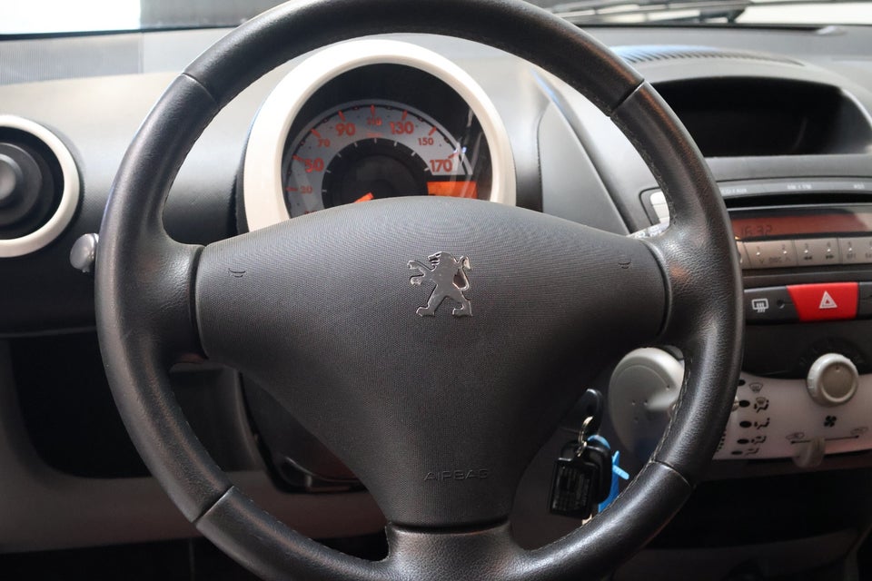 Peugeot 107 1,0 Cool 5d