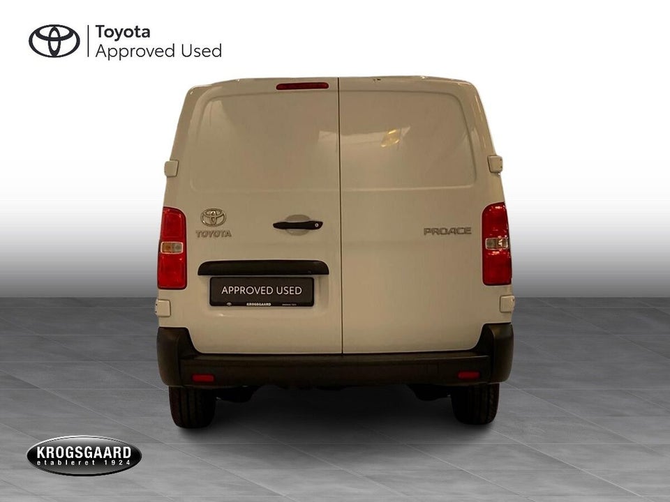 Toyota ProAce 2,0 D 144 Medium Comfort Master 4d