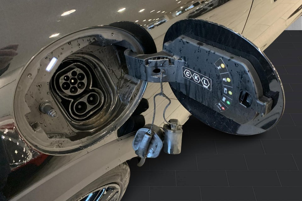 MINI Cooper SE Maximise 3d