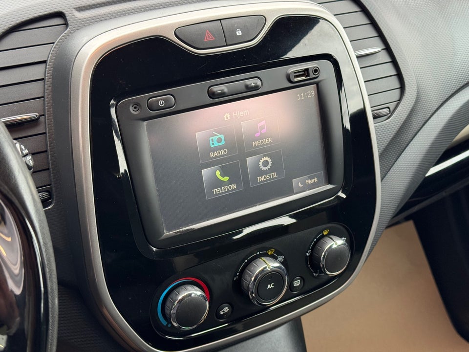 Renault Captur 0,9 TCe 90 Expression 5d