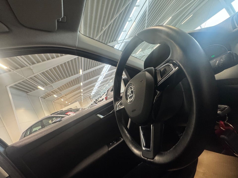 Skoda Fabia 1,0 TSi 110 Ambition DSG 5d