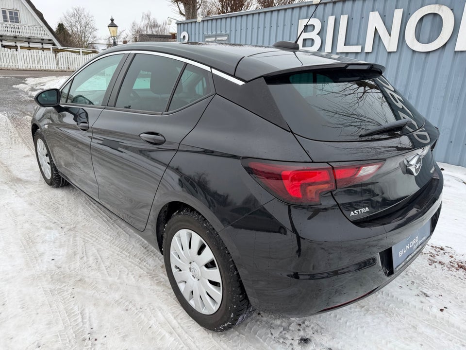 Opel Astra 1,0 T 105 Enjoy 5d